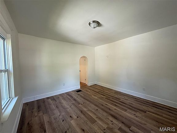 2nd image of 733 Mildred Ave