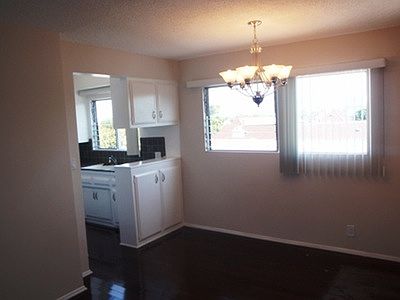 4th image of 345 S Doheny Dr APT 107