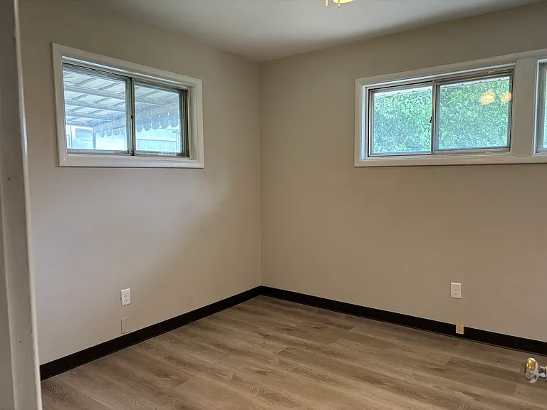 480 Hayden Ave — Photo 10