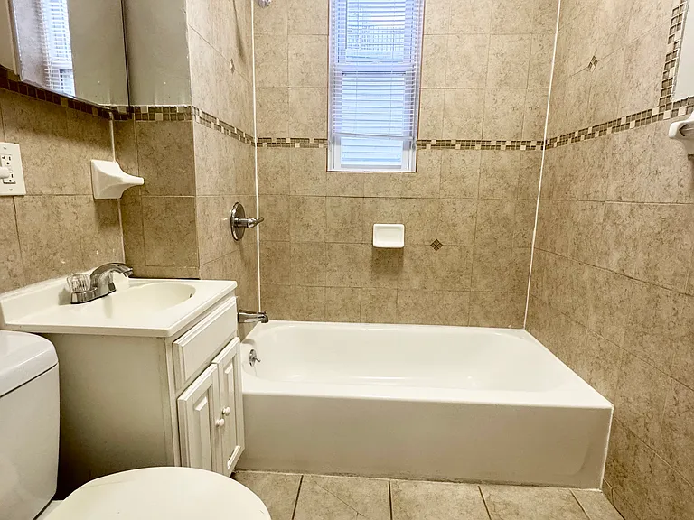 6119 Park Ave #B4 — Photo 11