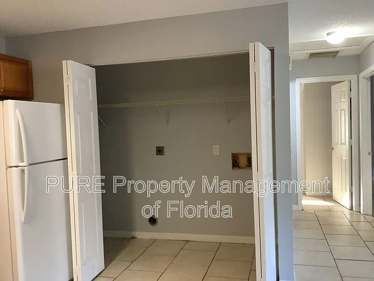 3650 NE 41st St #A — Photo 17