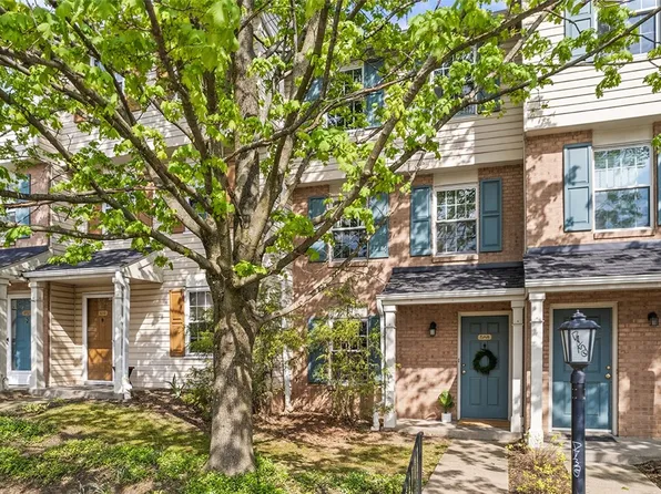 3248 Ward St, Pittsburgh, PA 15213