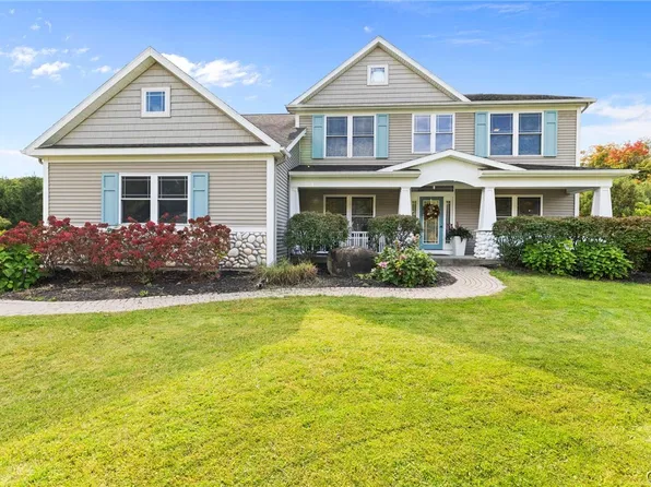 204 Wey Bridge Ter, Camillus, NY 13031
