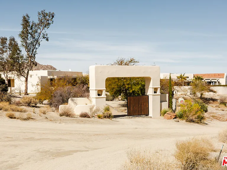 57425 Palm Seco Cir — Photo 2