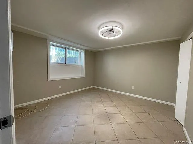 549 Wolf Hill Rd — Photo 10