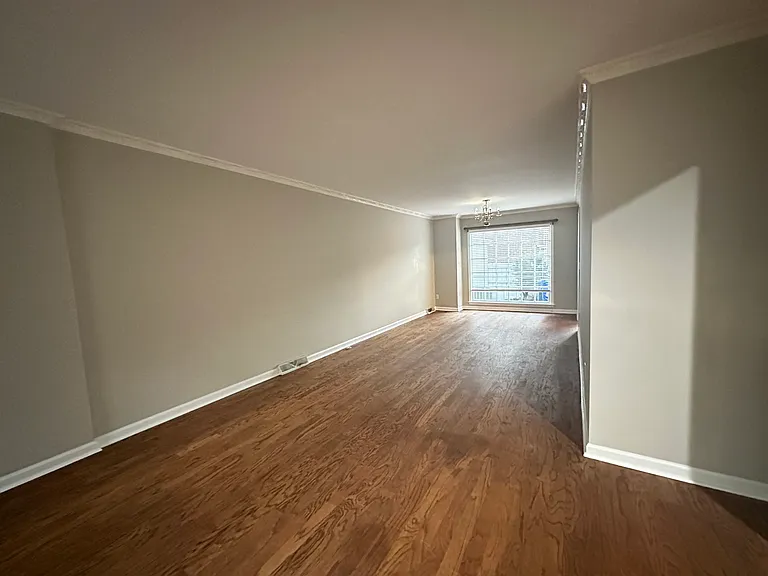 80 Legare St — Photo 9