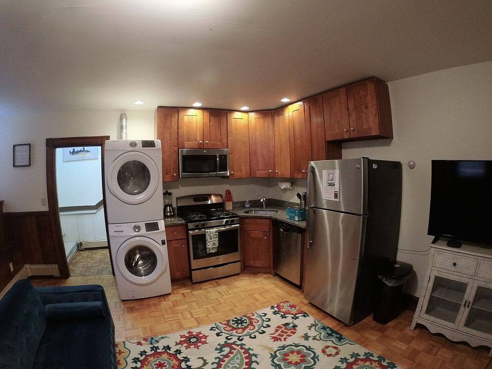 1st image of 36 High St #B1-a