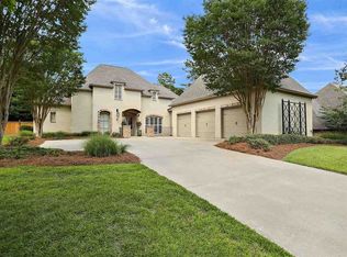 102 Cedar Woods Dr, Madison, MS 39110