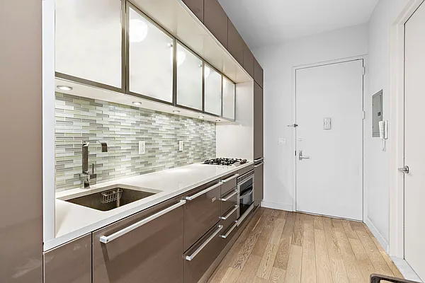 Rented by Nest Seekers International | media 4