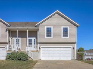 21621 S Main St, Spring Hill, KS 66083