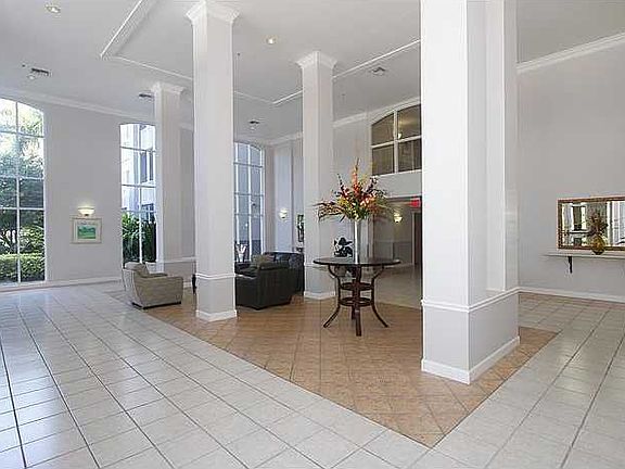 5th image of 9725 NW 52nd St APT 217