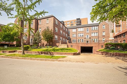 1st image of 745 Westwood Dr #2