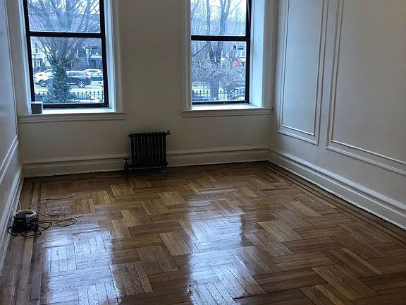 3rd image of 425 Eastern Pkwy #1C