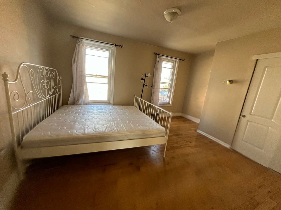 1st image of 304 N 41st St Floor 2