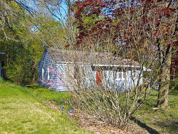 3rd image of 5845 Knollwood Dr