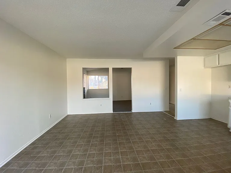 1421 Padua Ave — Photo 7