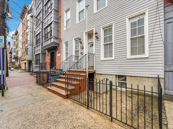 403 Adams Street image 23 of 23