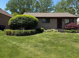 1492 Edwin St, Westland, MI 48186