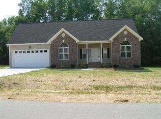 2449 Rolling Tracks Rd, Willow Spring, NC 27592