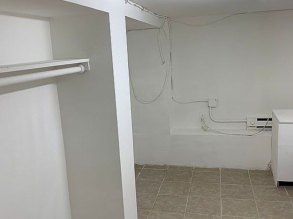 3rd image of 220 Sandpiper Dr APT 3
