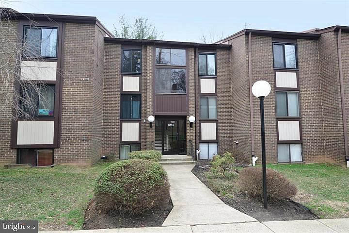 1st image of 9735 Kings Crown Ct APT 201