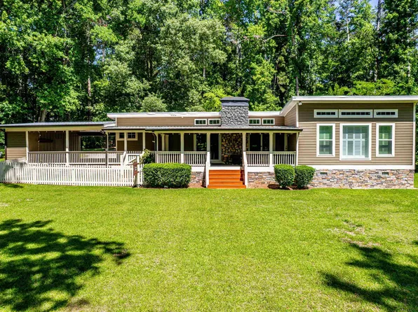106 Twisting Hill Ln, Eatonton, GA 31024