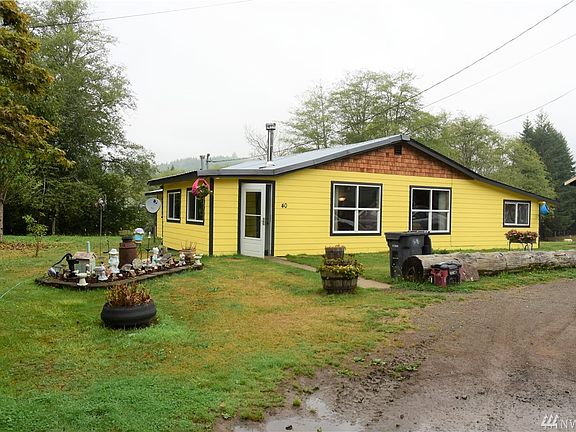2nd image of 40 Black Creek Ln