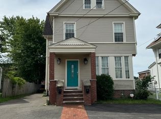 106 Richards Pl, West Haven, CT 06516