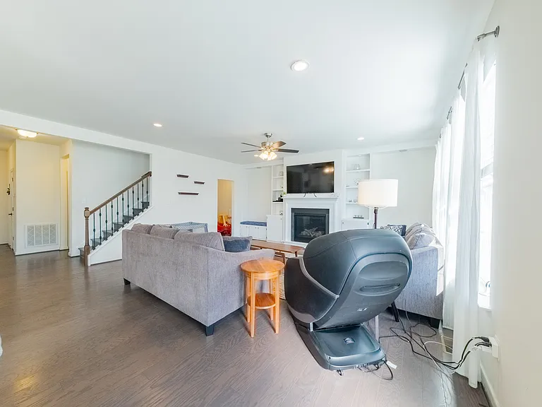 10878 Holman Ridge Rd — Photo 29
