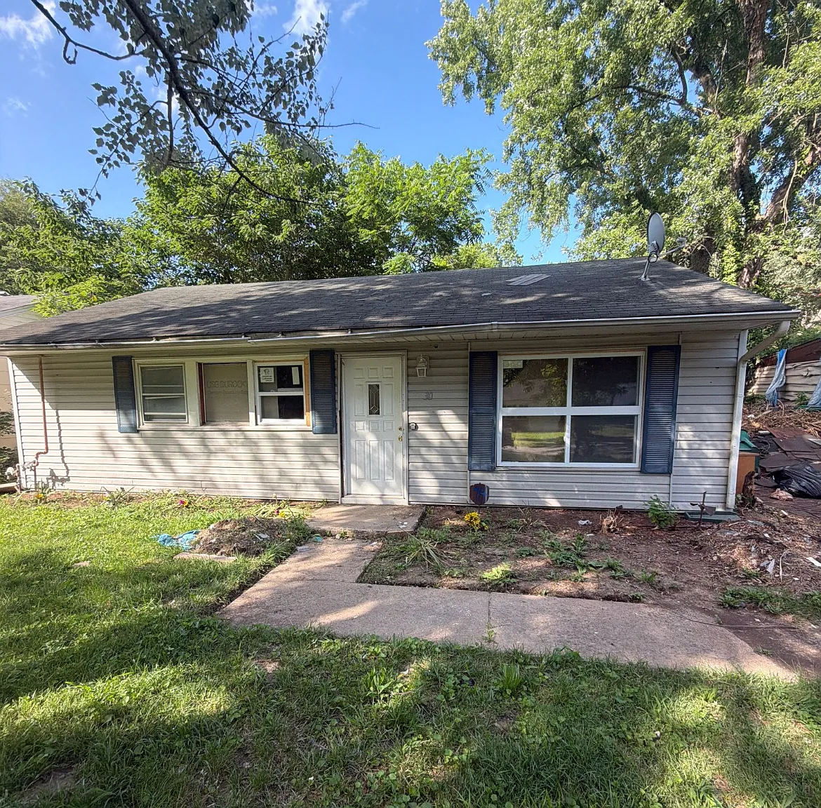 4 bed, 1464 sqft, $600 — Photo 1