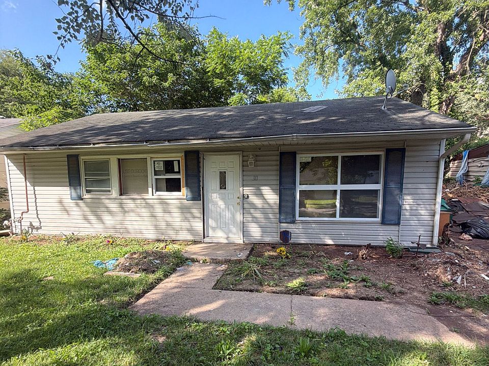 1st image of 30 Delores Dr