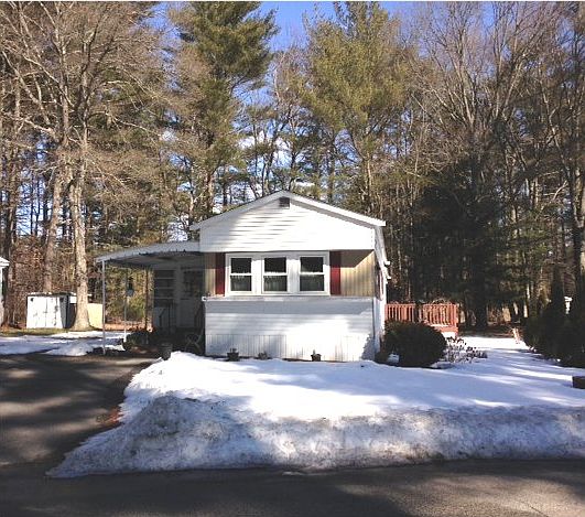 1st image of 40 Maplewood Dr