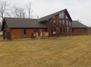 Hunt St, Greenup, KY 41144