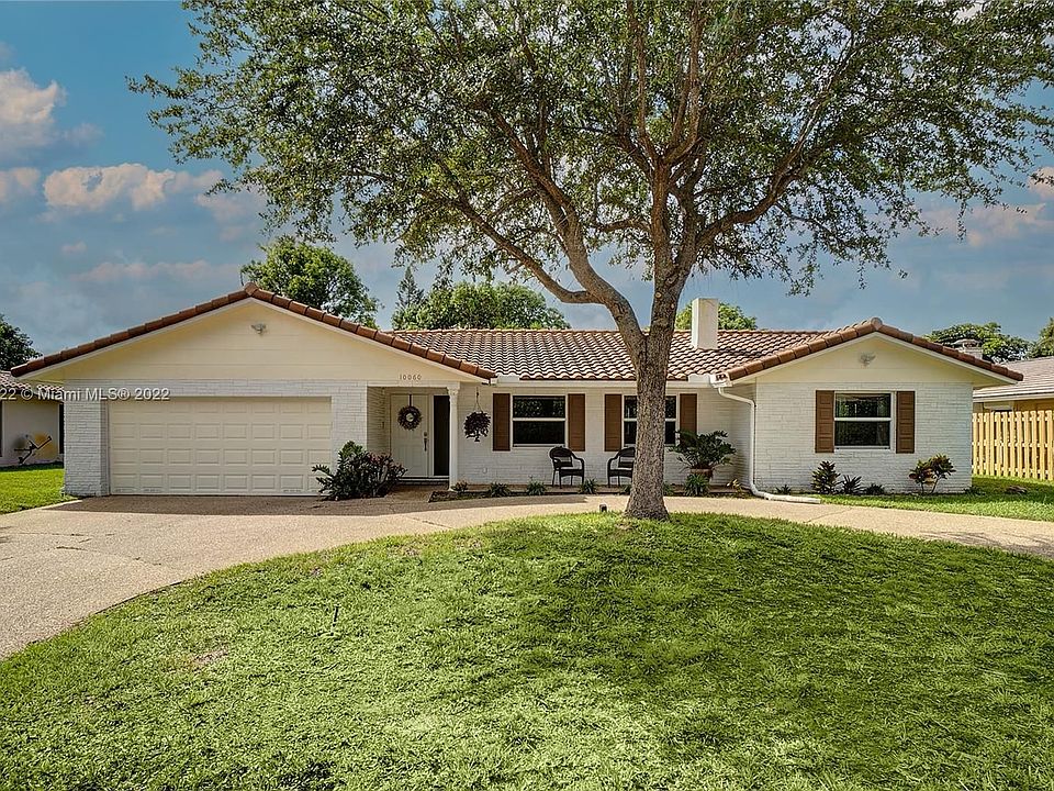 1st image of 10060 NW 39th Ct
