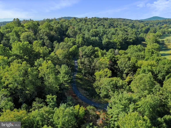 Oak Ridge Rd, Edinburg, VA 22824