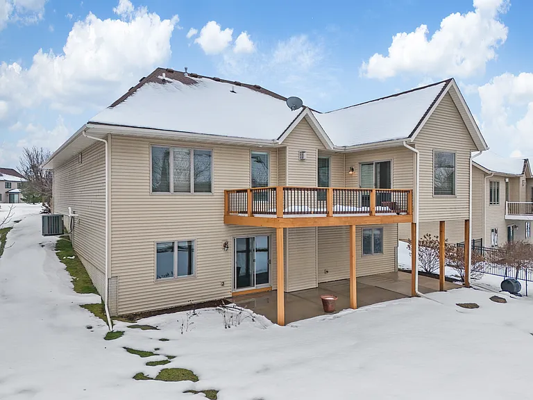 4280 E Kingston Cir — Photo 32