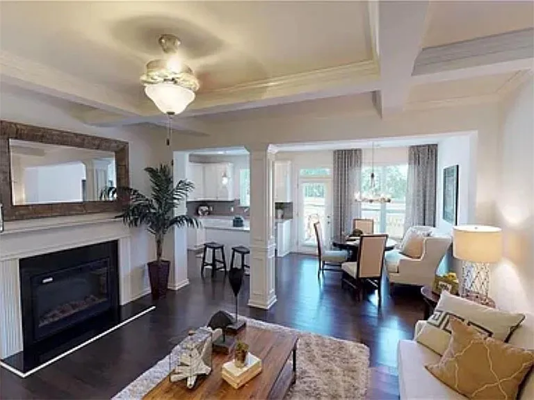 24 Garrison Dr — Photo 5