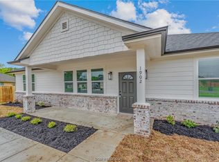 1902 Lamona Ct, Bryan, TX 77801