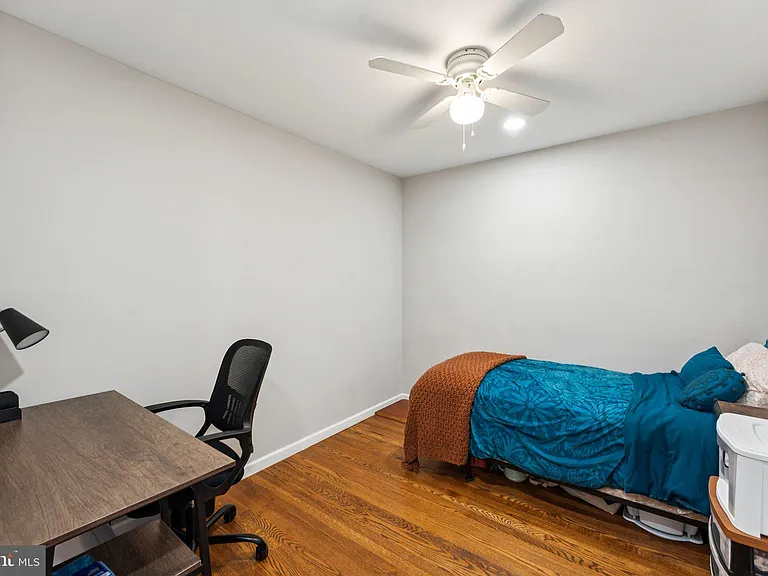 10307 Beaumont St — Photo 7