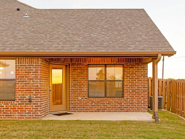 14102 County Road 1134 — Photo 22