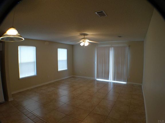 4th image of 1023 Antigua Cir