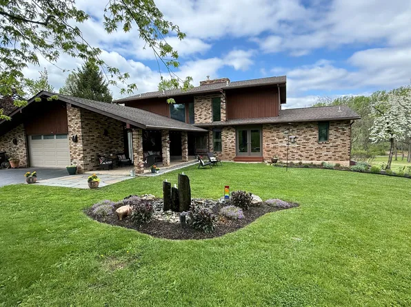 703 Ridge Rd, Pottstown, PA 19465