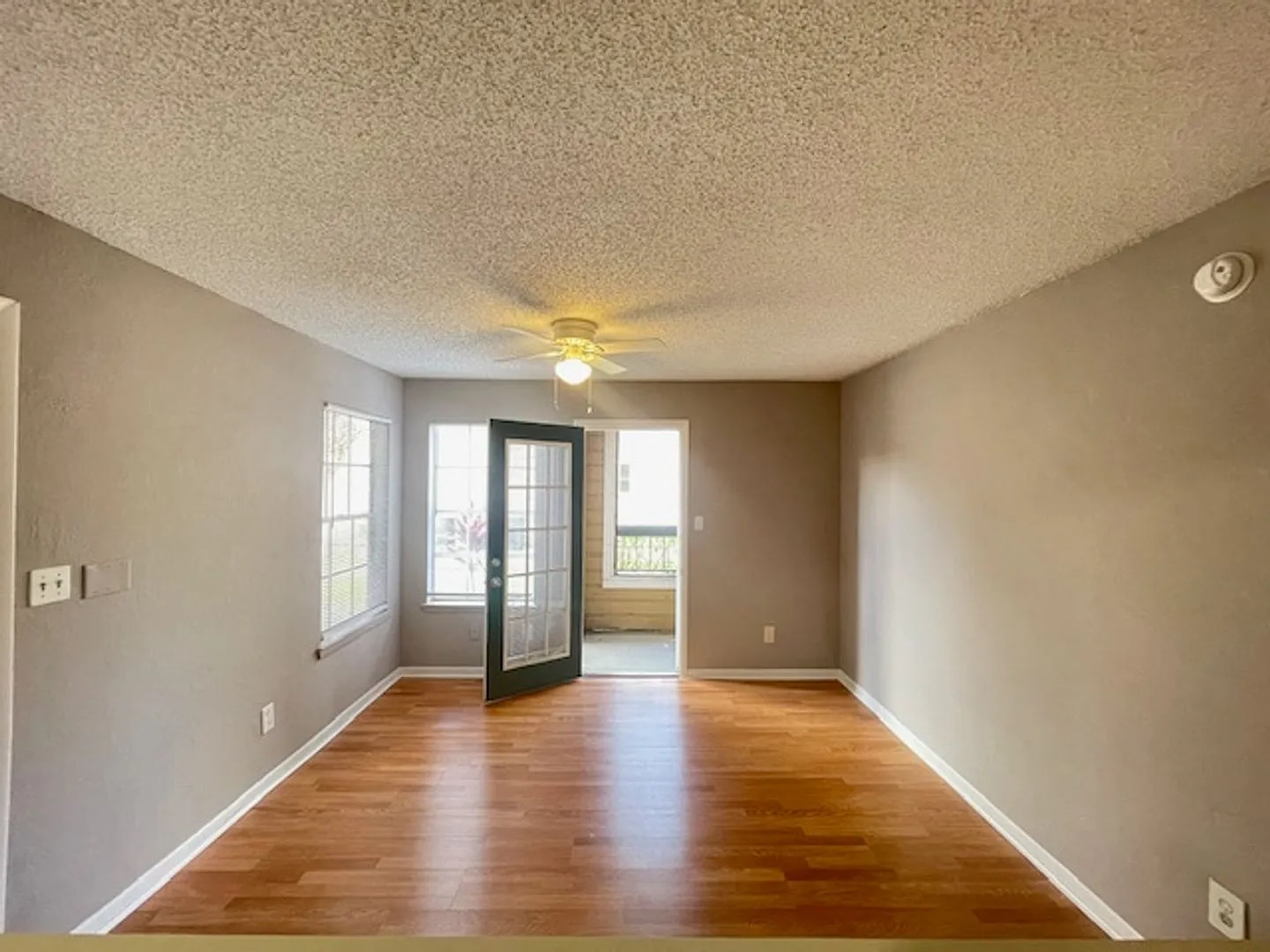 First Floor 1 Bedroom Condo In Orlando Area! — Photo 4