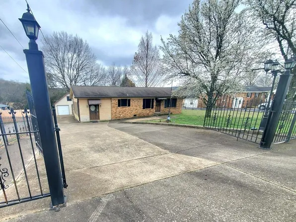 18 Roberts Ln, Lebanon, TN 37087