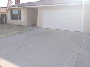 10124 Woodpark Dr, Santee, CA 92071