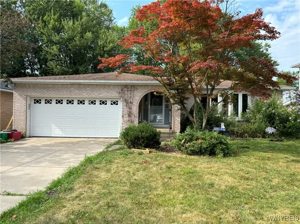412 Belmont Ct E, North Tonawanda, NY 14120