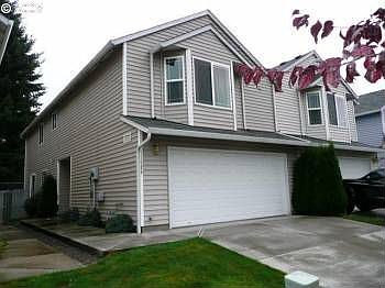 1st image of 11526 NE 32nd St