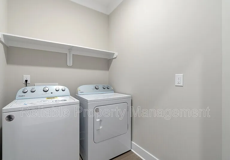 4603 Malone Ct #1/2 — Photo 10