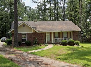 105 Raintree Cir, Hattiesburg, MS 39402