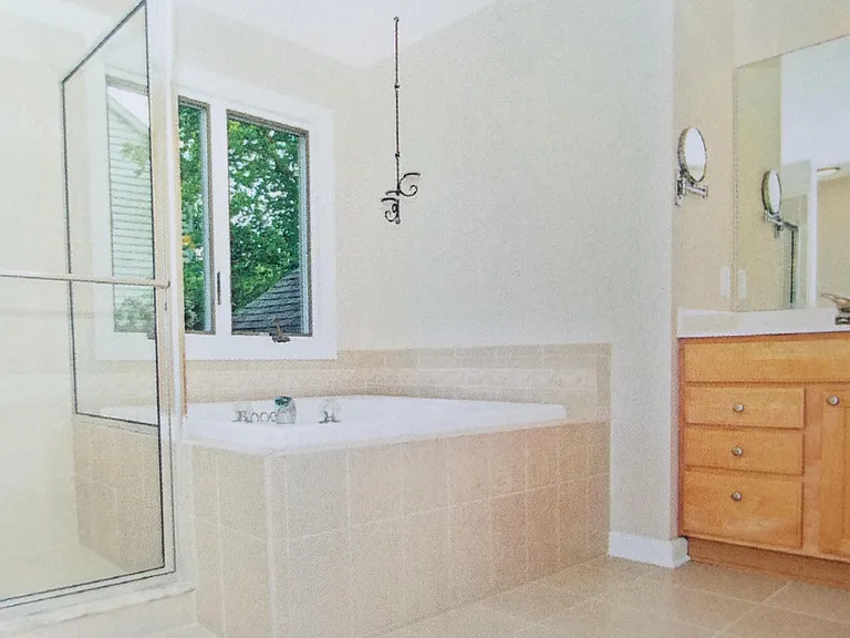 11314 Sanandrew Dr — Photo 7